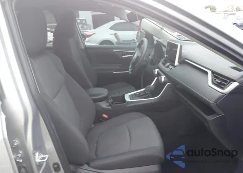 2024 Toyota Rav4 Hybrid Xle z USA, uszkodzony, nr VIN 2T3RWRFV2RW238762